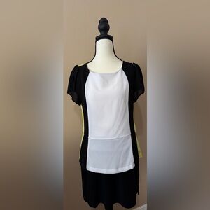 XOXO Elegant & Modern Black/White with Yellow accent Short Sleeve Blouse Size L